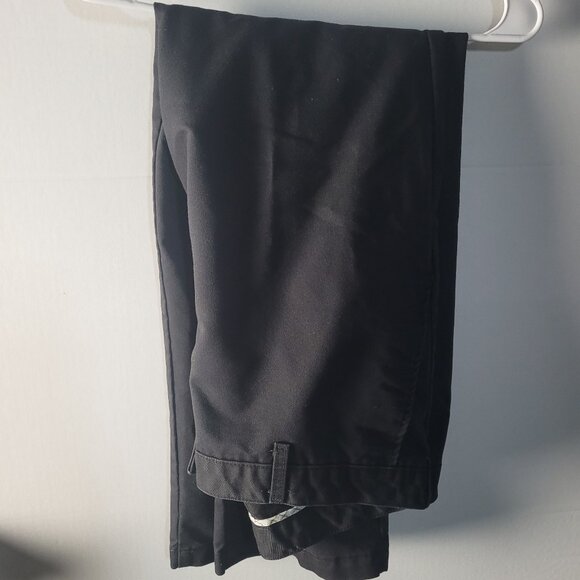 Lee Other - Lee Pants Mens 36x29 Black Pleated Khakis Casual Classic Fit